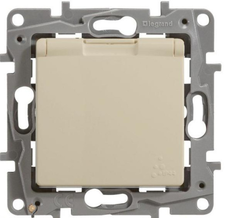 Розетка 2Р+Е нем.стд. с крышкой, со шторками IP44 (слоновая кость) Etika в Минске - изображение Изображение: розетка 2р+е нем.стд. с крышкой, со шторками ip44 (слоновая кость) etika в Минске